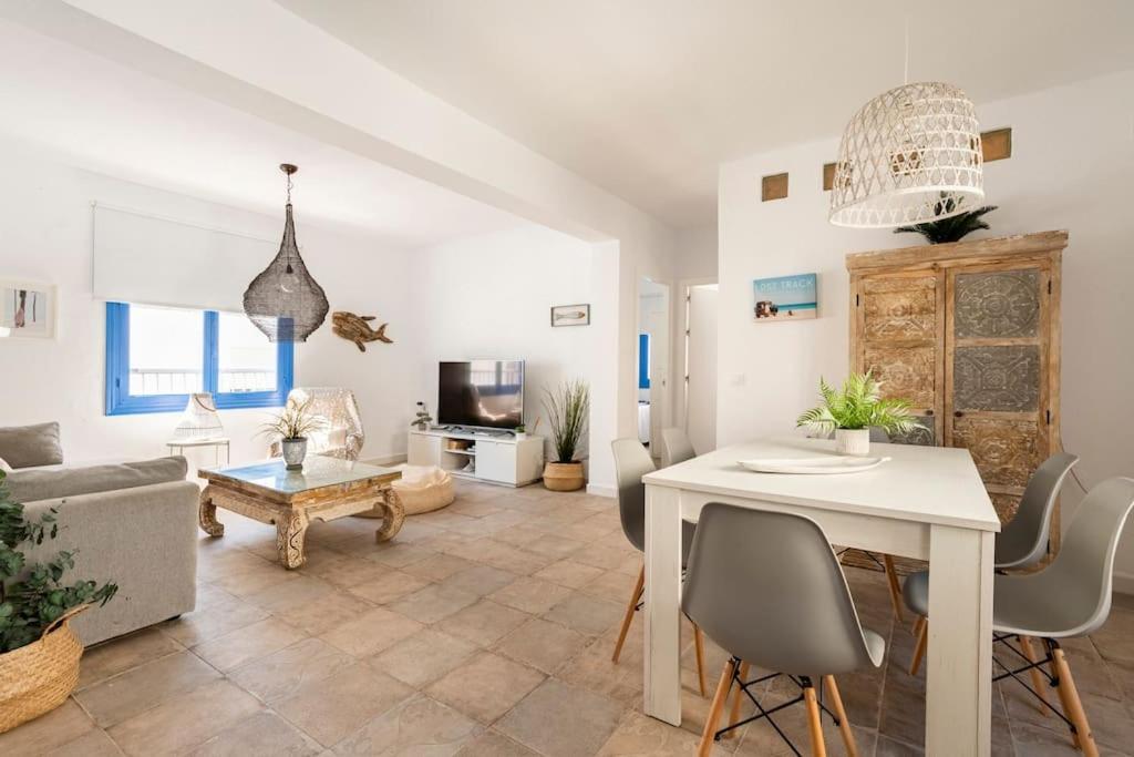 Espectacular Casa Muy Luminosa Con Azotea Appartement Conil De La Frontera Buitenkant foto