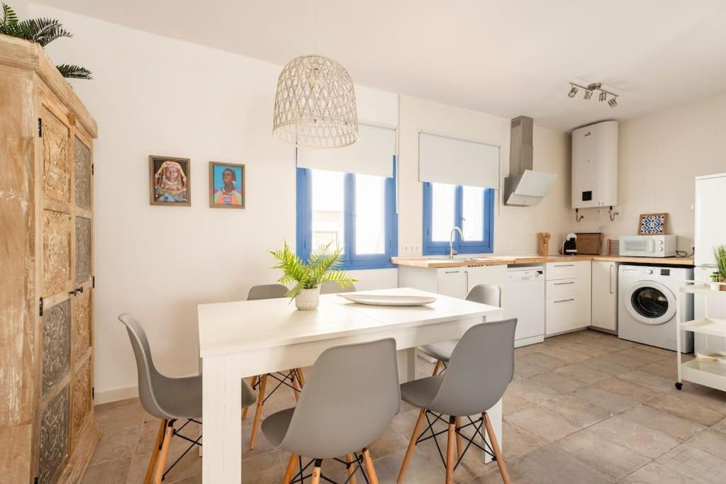 Espectacular Casa Muy Luminosa Con Azotea Appartement Conil De La Frontera Buitenkant foto